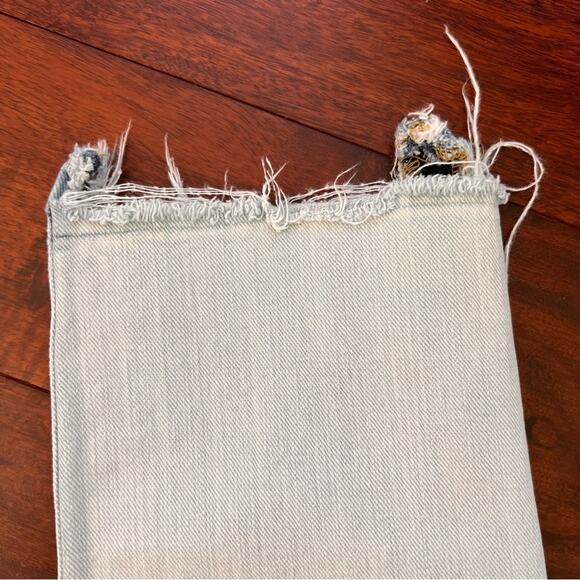 American Eagle Outfitters Straight Light Wash Distressed Jeans 26 - Picture 10 of 12